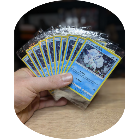 Alolan Vulpix 21/145 Toys R´ Us - Sun & Moon - Cosmo Foil - Promo Stamp Kort